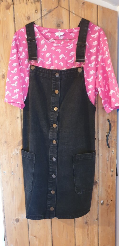 red herring pinafore